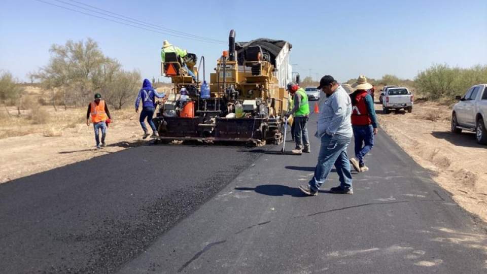 Supervisan reconstrucción de la carretera 36 Norte